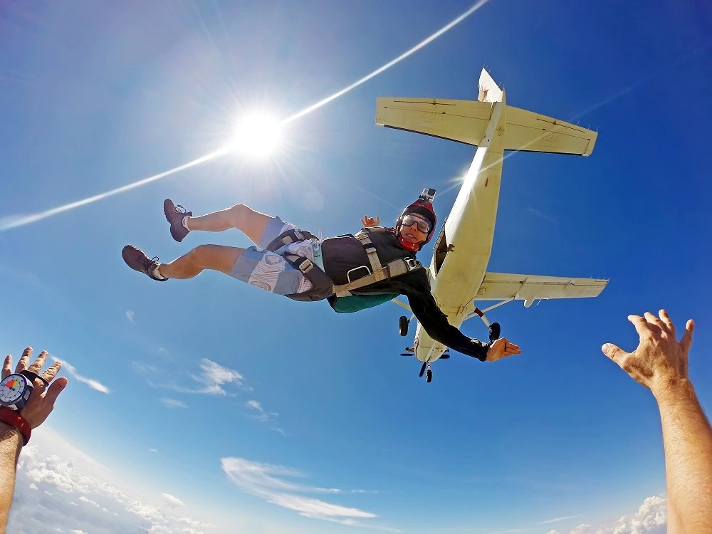 Amazon’s Q4 is Just Like Skydiving